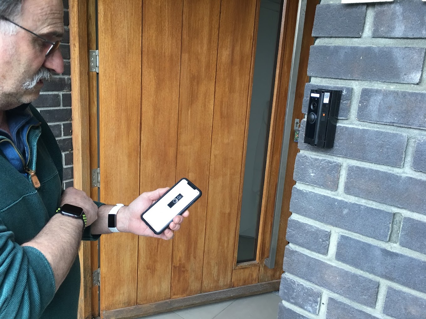 Smart doorbell installation
